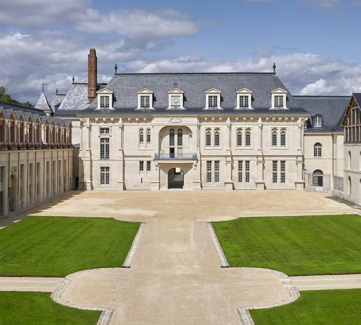 Un Appartement En Centre Ville , A 2 Pas Du Chateau De Villers Cotterets Luaran gambar